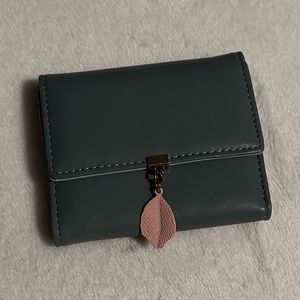 NWOT Womens Small Blue Wallet